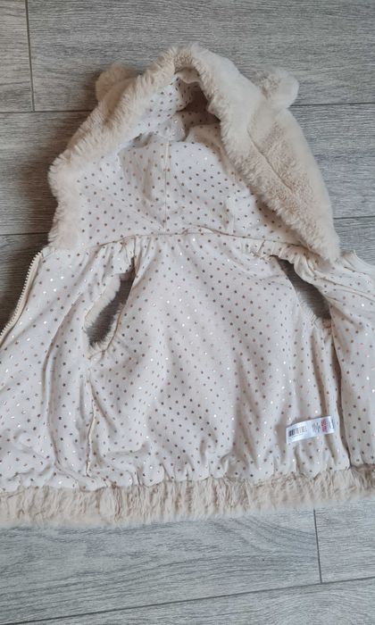 Kamizelka z kożuszkiem dziewczęca Nutmeg 86/92