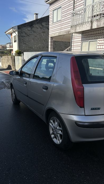 FIAT PUNTO 1.2 Gasolina | 2000 | 209.000 KM- LEIA O ANÚNCIO