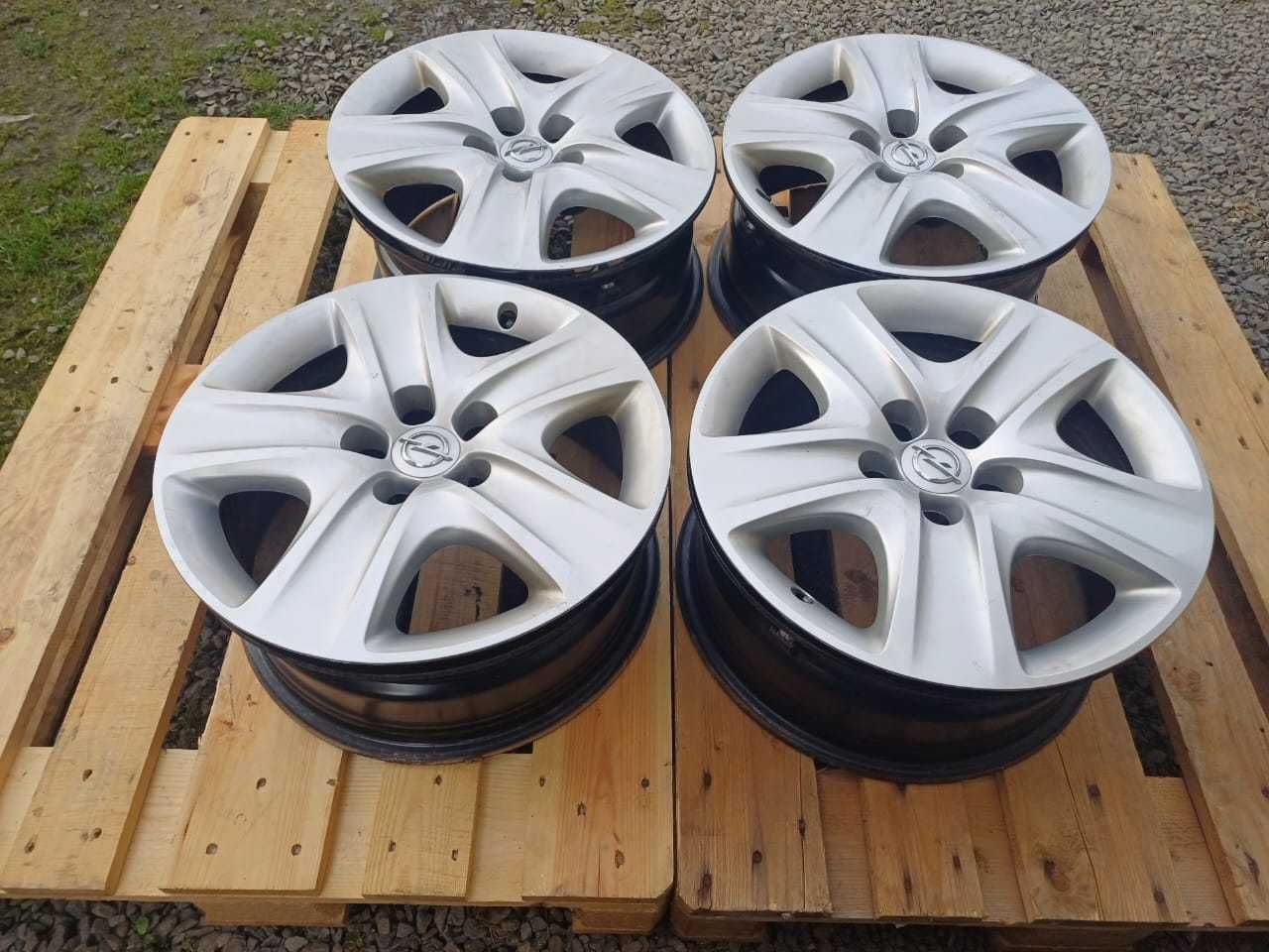 Диски Opel Antara Astra J Insignia Zafira C Captiva Ковпаки 5х115 R17