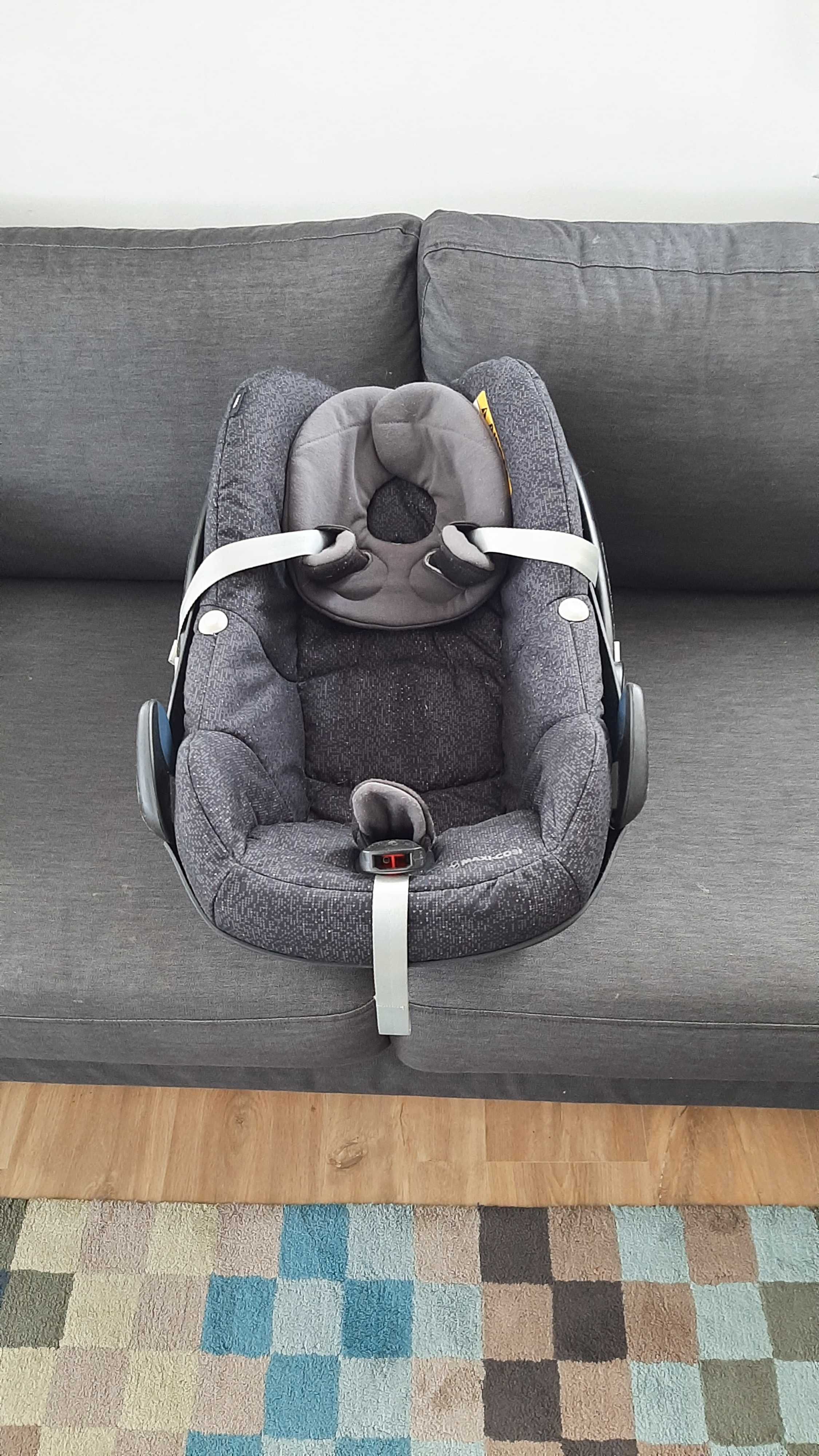 Maxi Cosi Pebble 0-13 kg + adapter