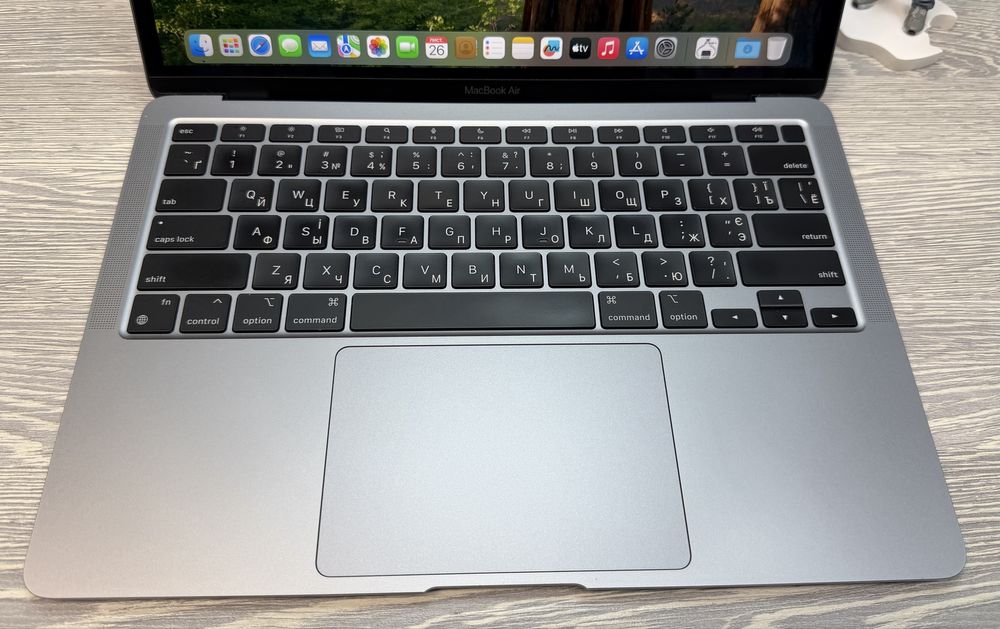 MacBook Air 13  M1 / RAM 8 / SSD 256 GB / Space Grey / 2020