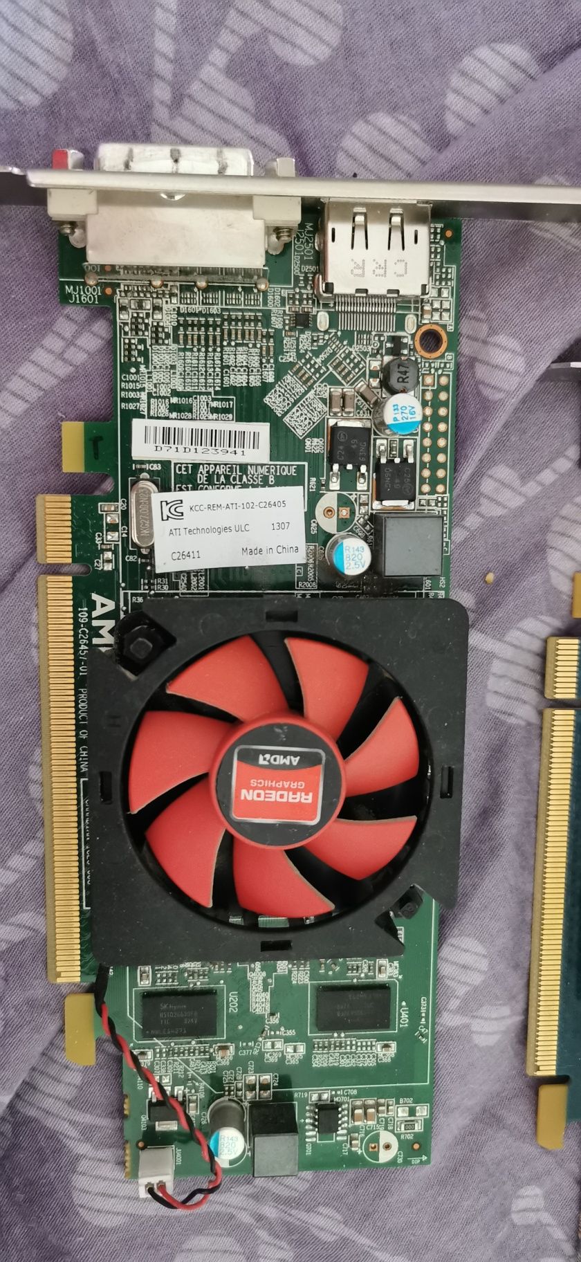 Видеокарта AGP Radeon 9200 SE