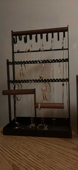 Organizer ekspozytor szkatułka stojak na biżuterię loft czarny drewno