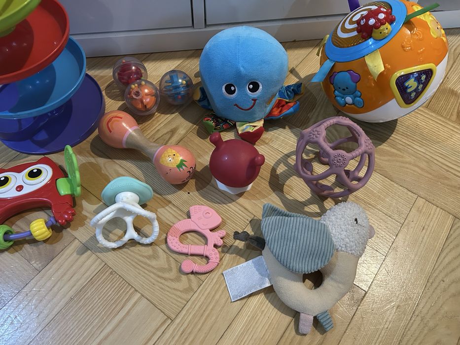 Zestaw zabawe gryzaki grzechotki reer mombella chicco itp