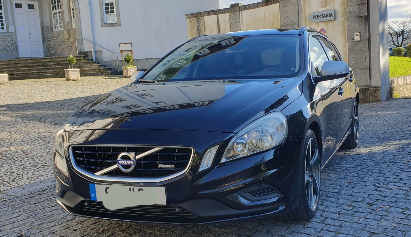 Volvo V60 D4 R-design Aut.