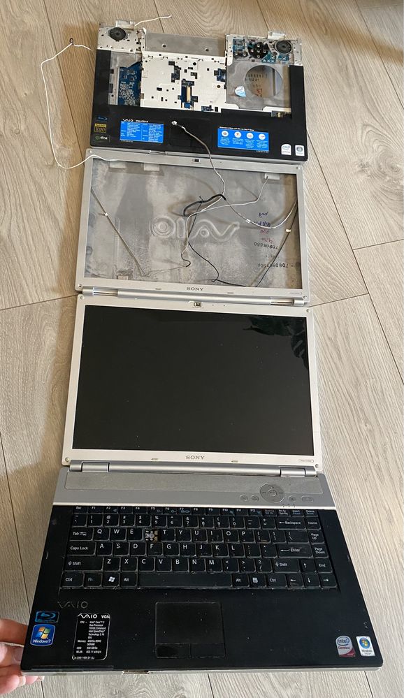 laptopy na części lub renowacji