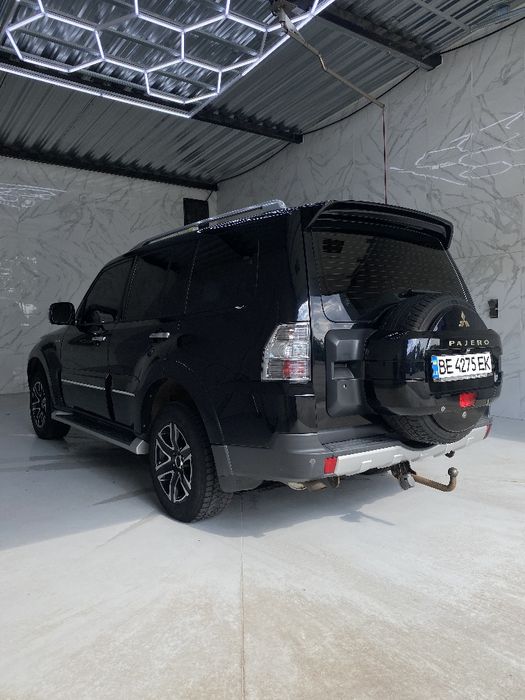 Mitsubishi Pajero 2008 3.8 л