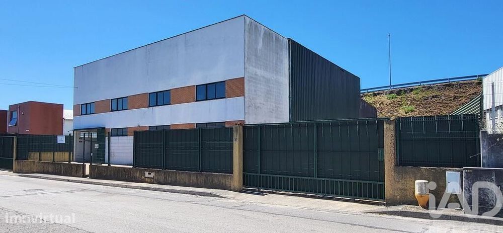 Armazém em Oiã de 569,00 m2