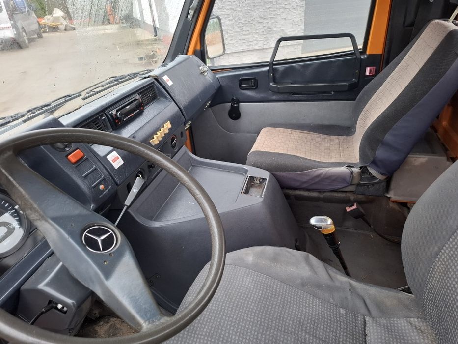 Sprzedam Mercedesa MB 100 skrzynia
