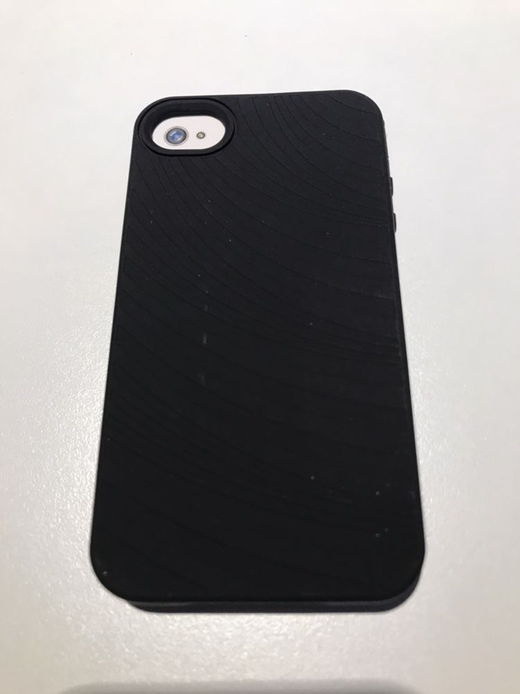 Capa para iPhone 4/4S em silicone Belkin - NOVO