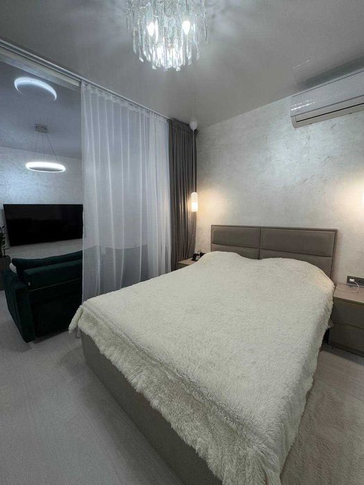 Большая 1-комнатная с новым ремонтом Центр Парк Глобы Оперный театр!!