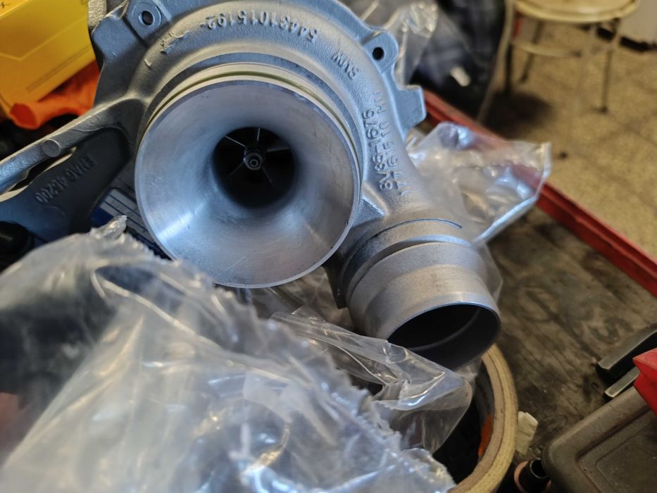 Cabeça completa e turbo BMW 116d
