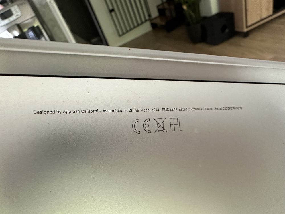 MacBook Pro 16” 2019 i9 2.3GHz 16GB RAM 1TB SSD