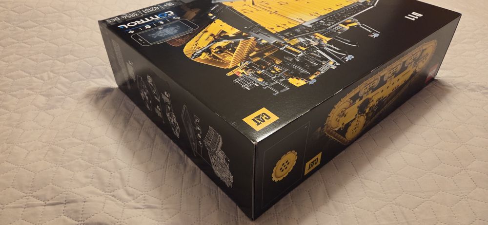 LEGO® Technic 42131 buldożer Cat D11