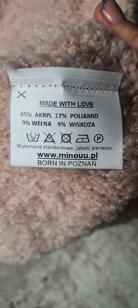 Sweterek bukla od Minouu