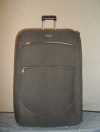 Чемодан коричневый REDLAND, валіза, 2 колеса,75 Х 52 Х 30 см.