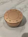 Becca rozświetlacz sypki Champagne Pop Glow