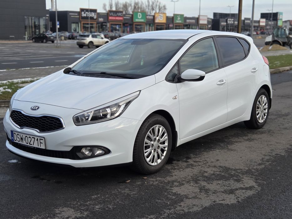 Kia Ceed 1.4 100Km 2013 rok mały przebieg bdb stan