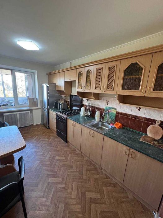 Оренда 3-кімнатної квартири по вул. Суботівська Левандівка