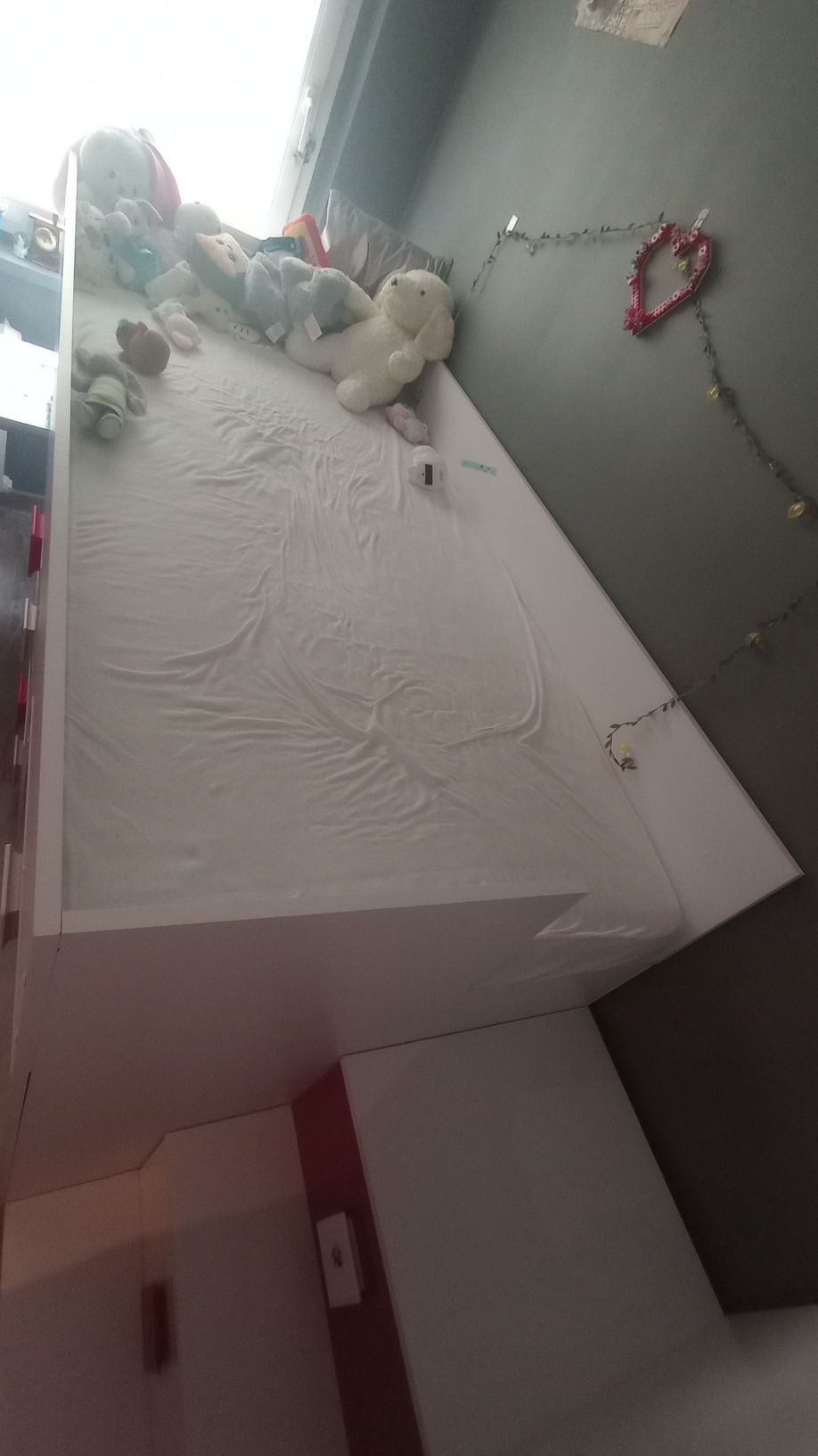 Meble z łóżkiem dziecięce