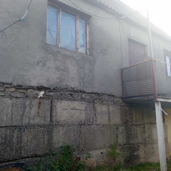 (3-9) Большой дом в пригороде по супер цене