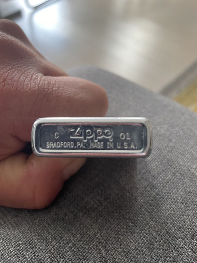 Zapalniczka Zippo 01 + Futerał skurzany Zippo