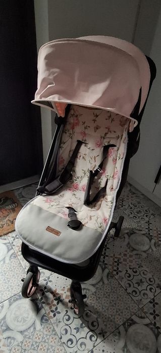 Xiomi Mitu spacerówka idealna na wyjazdy i do samolotu