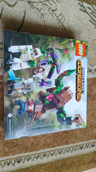 Lego Minecraft 21176