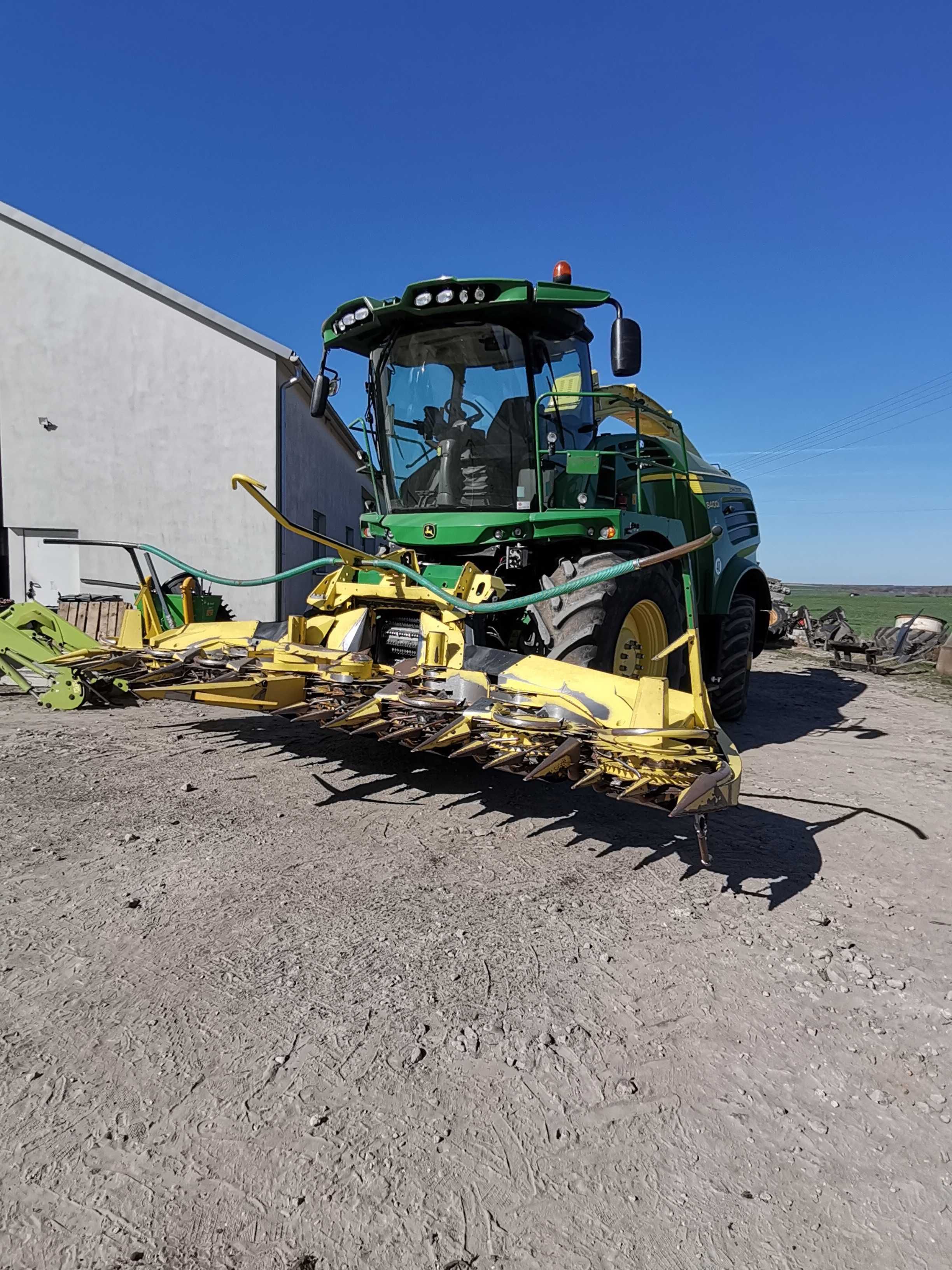John Deere 8400i, Claas 830, 870