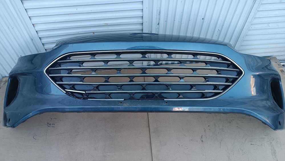 Vendo parachoque de frente Ford Kuga ano 2019/23