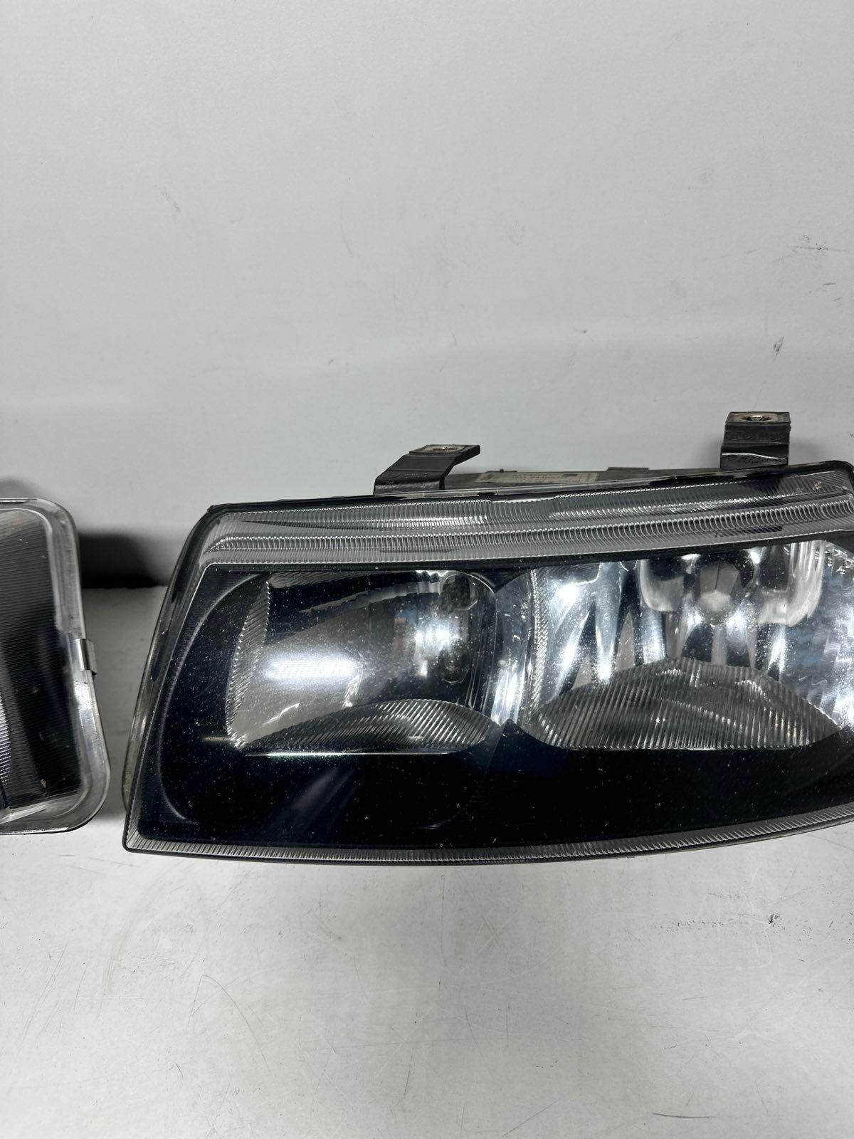 Seat Leon I Toledo II Lampy Przód Przednie  Lewa Prawa EU cana za 1st