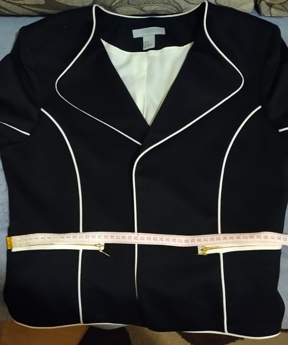 Піджак жіночий елегантний