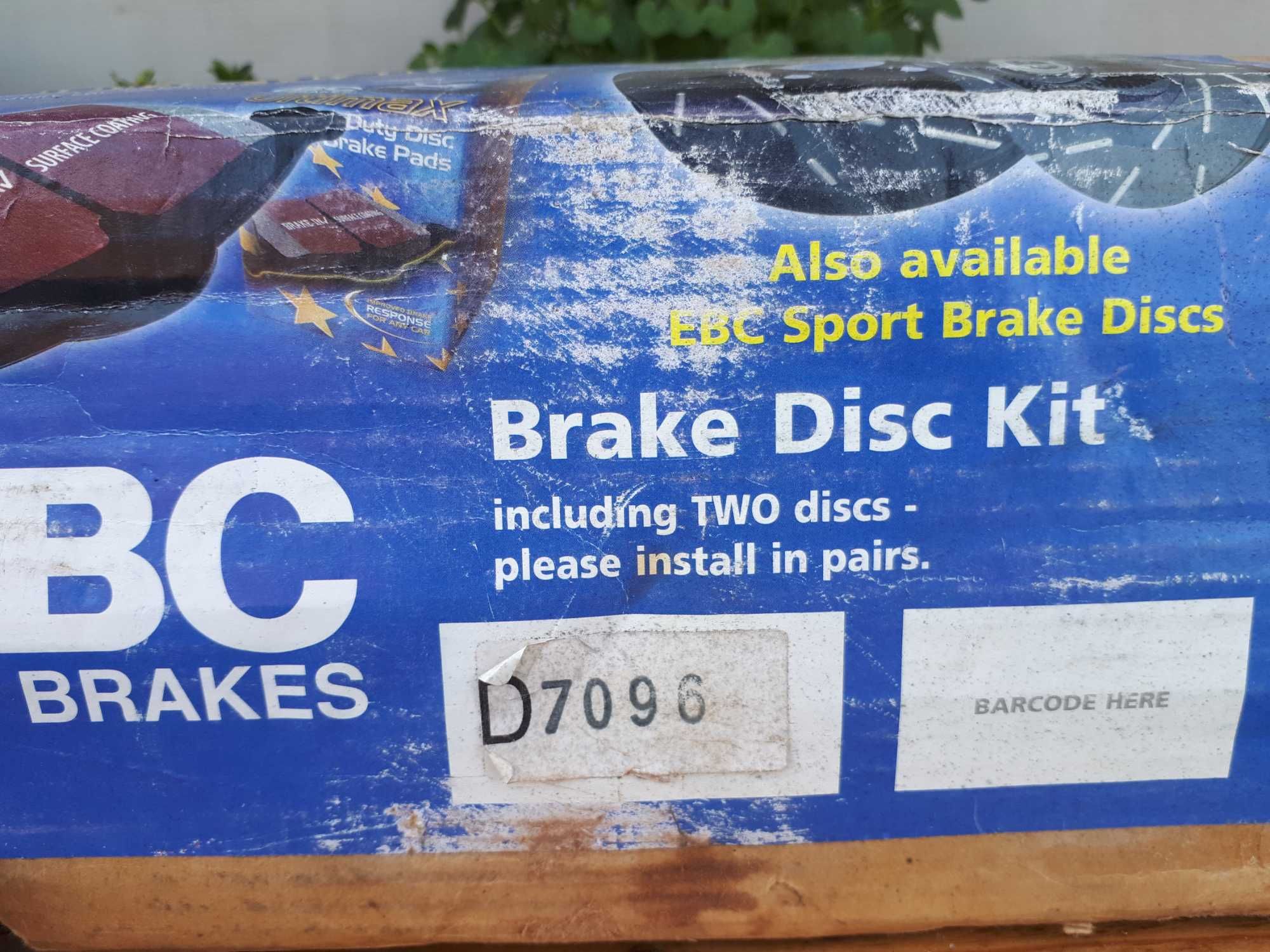 EBC Brakes D7096 - Tarcze hamulcowe Premium Gładkie (Para)