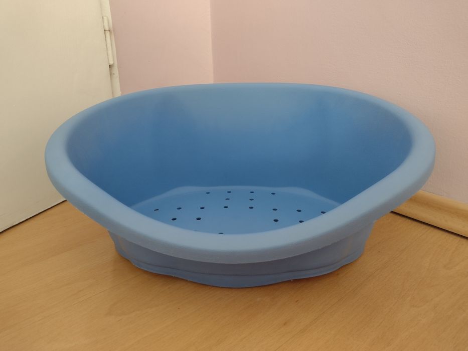 Kojec legowisko plastikowe dla małego psa