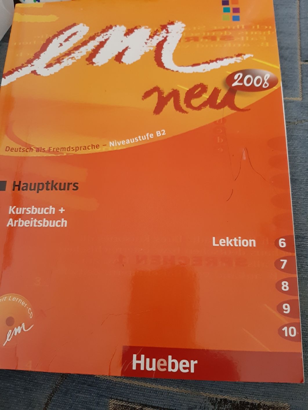 Em neu b2