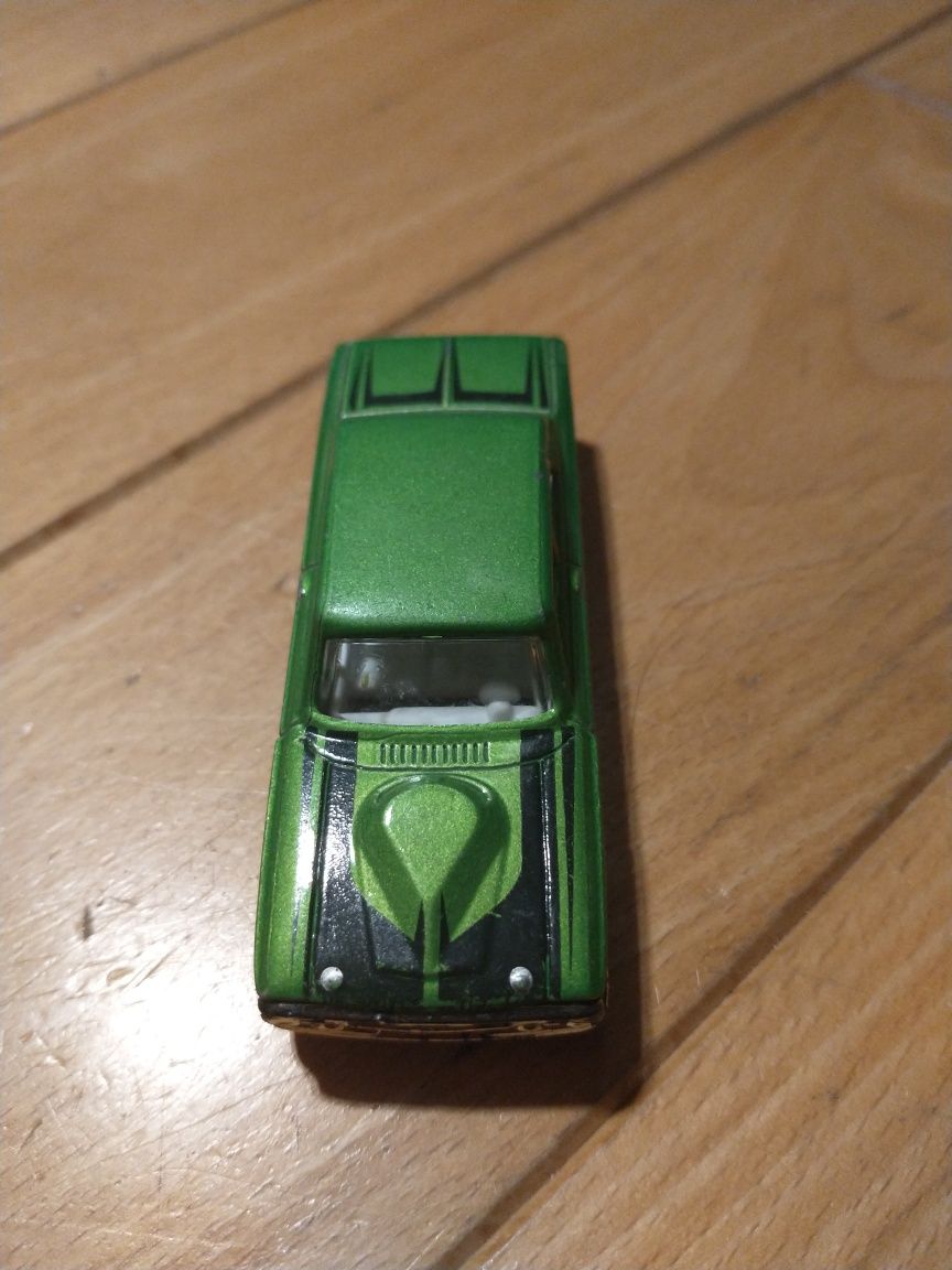 Samochód hot wheels