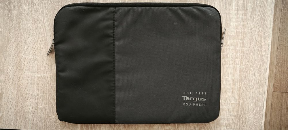 Etui miękkie, pokrowiec, torba na laptopa 13,3 cala marki Targus