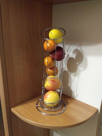 Продам стильную вазу для фруктов