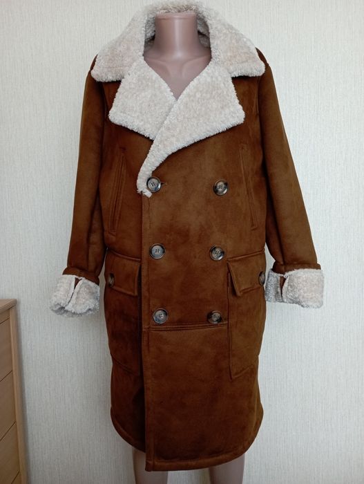 Чудовий брендовий тренч, куртка, еко шубка