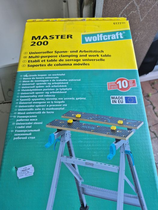 Uniwersalny stół robocz