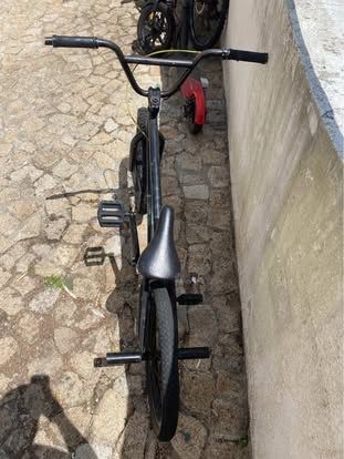 BMX scott a andar