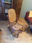 Fotel bujany rattanowy