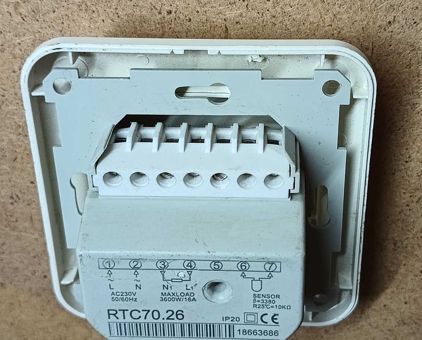 Терморегулятор для теплого пола RTC70.26 механический