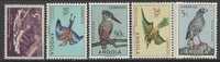 Filatelia: Angola - 128 selos diferentes