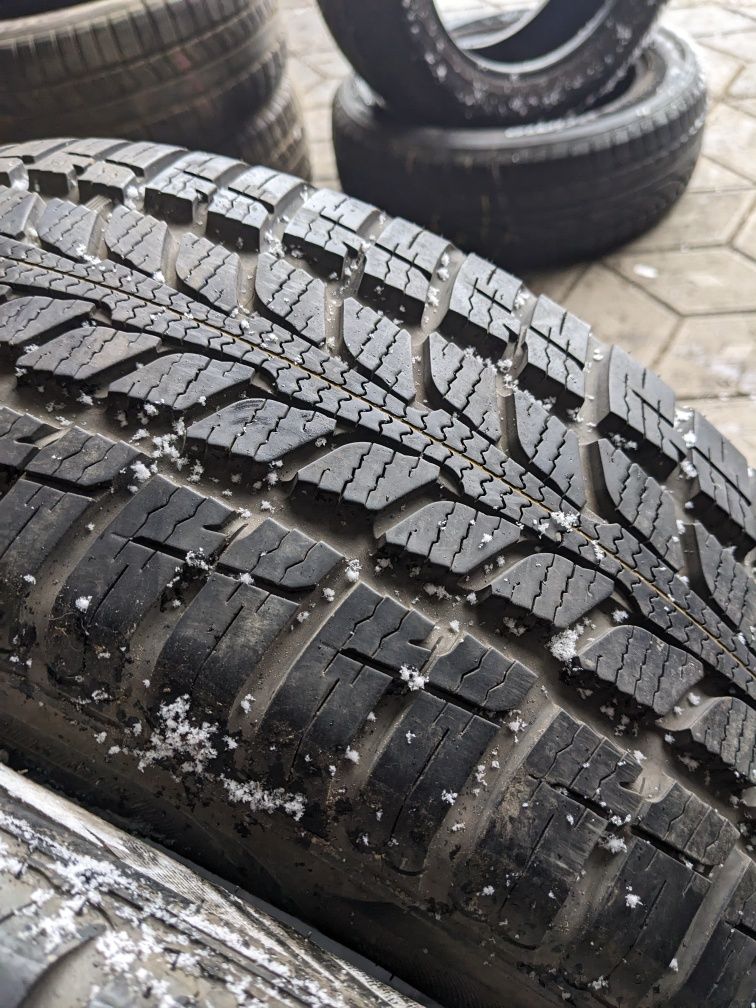 205/60R15 Nexen всесезон