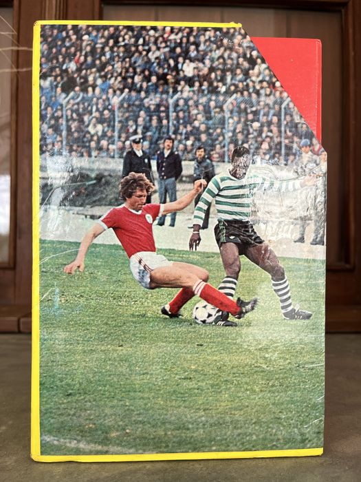 Coleção “Futebol 100 anos de história”
