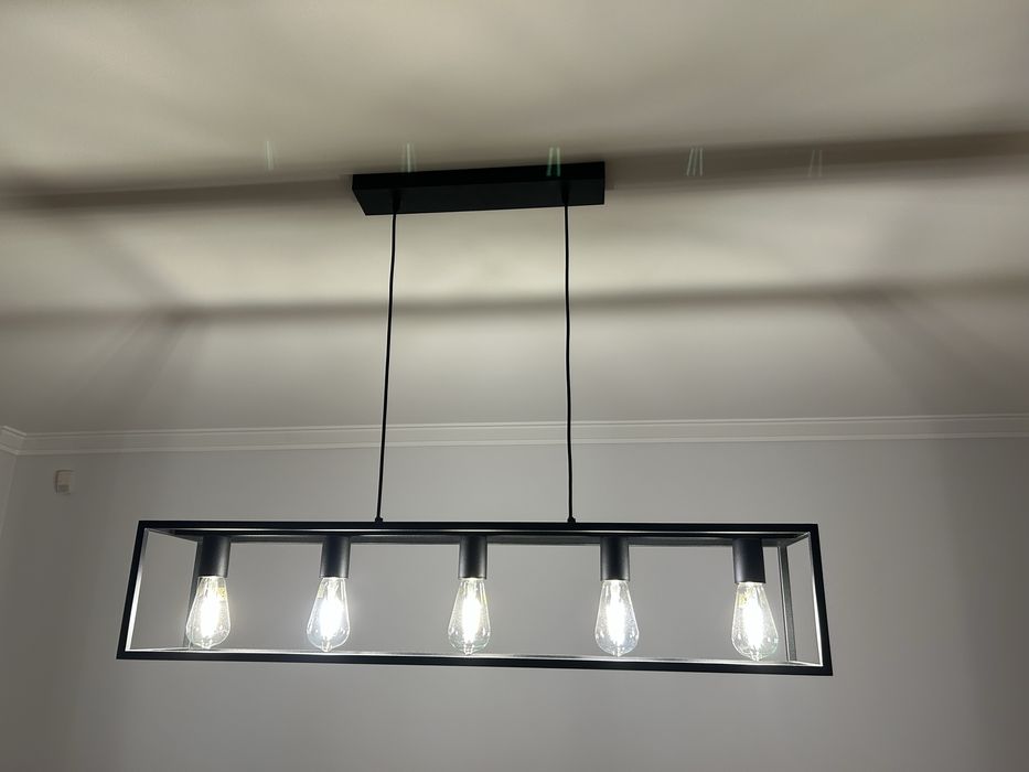 Candeeiro de teto suspenso preto com 5 lâmpadas