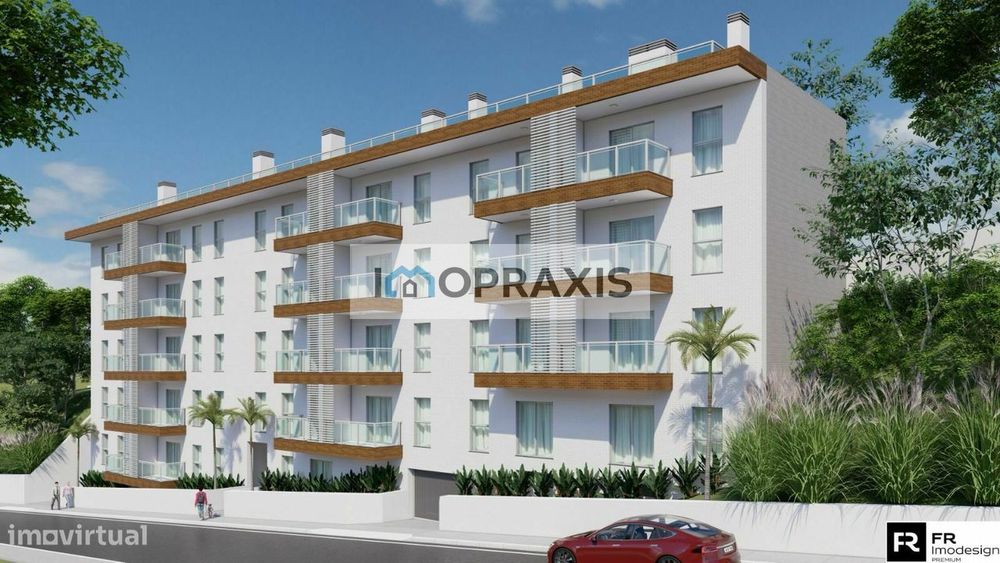 Prédio em construção no centro de Leiria