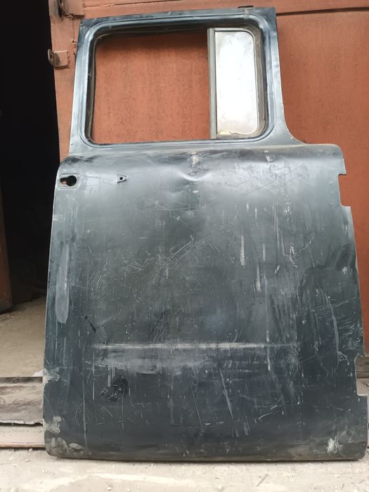 Бак топливный ЗИЛ, облицовка передняя ЗИЛ, глушитель ЗИЛ, дверь правая