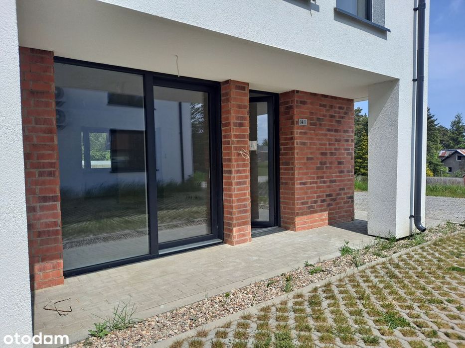 Apartament z ogródkiem i m. postojowym z widokiem na jezioro Gardna!!!